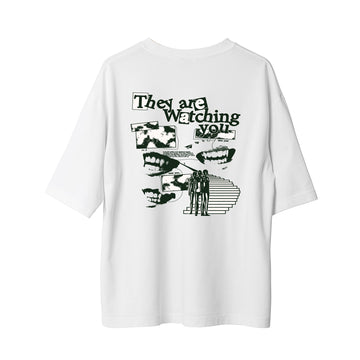 Watching - Oversize T-Shirt
