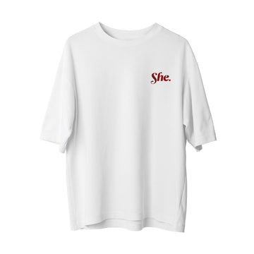 She - Oversize T-Shirt