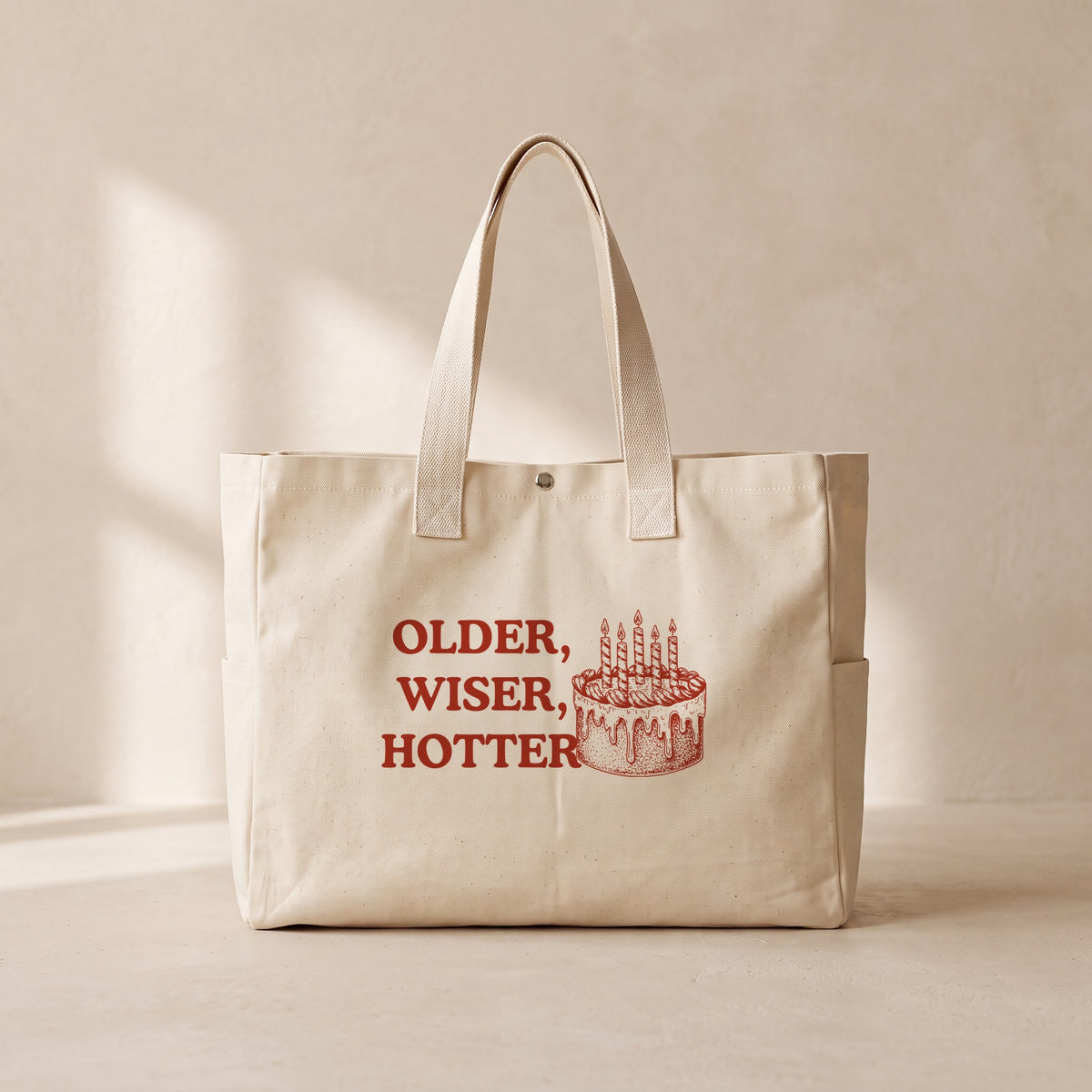 Older, Wiser, Hotter - Çıtçıtlı Tote Bag